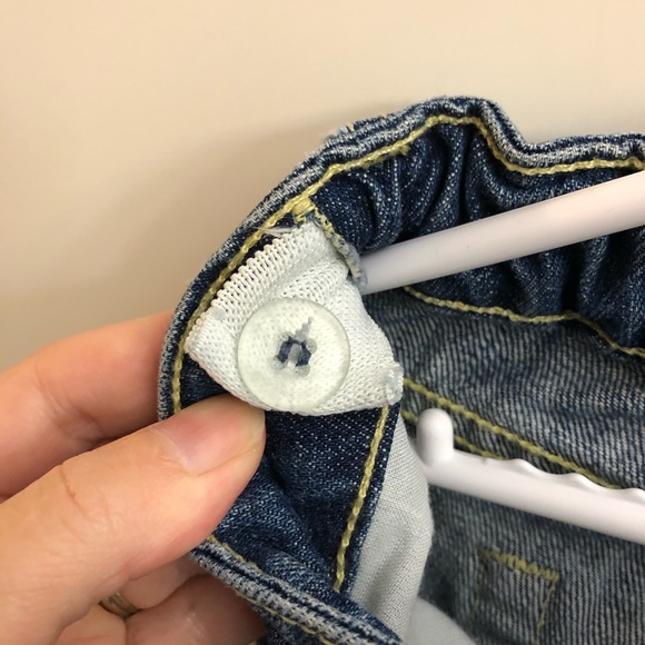 👶 40% OFF SALE Old Navy maternity jeans - Picture 6 of 8